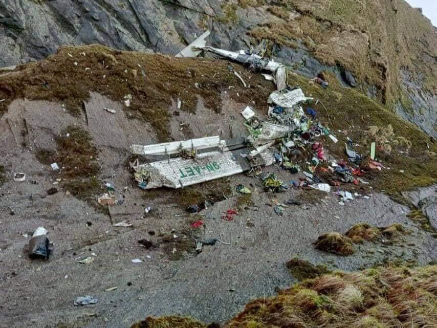 तारा एयरको जहाज दुर्घटनाः २२ मध्ये १६ जनाको शव फेला 